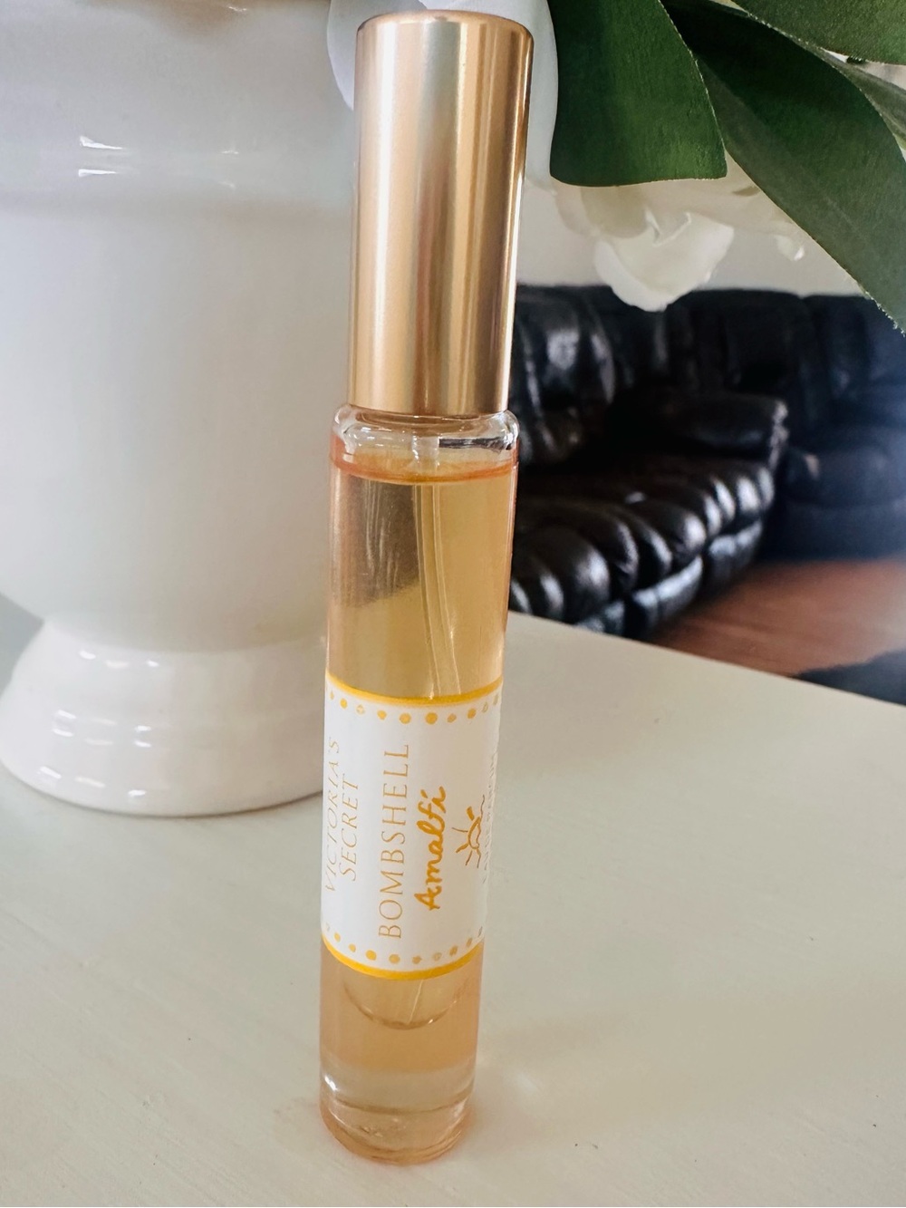 Victoria's Secret Bombshell Almafi Perfume